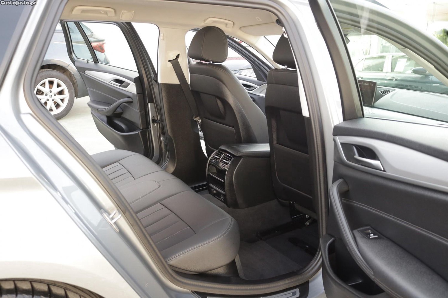 BMW 520 d Touring Auto 190cv — fotografia 34