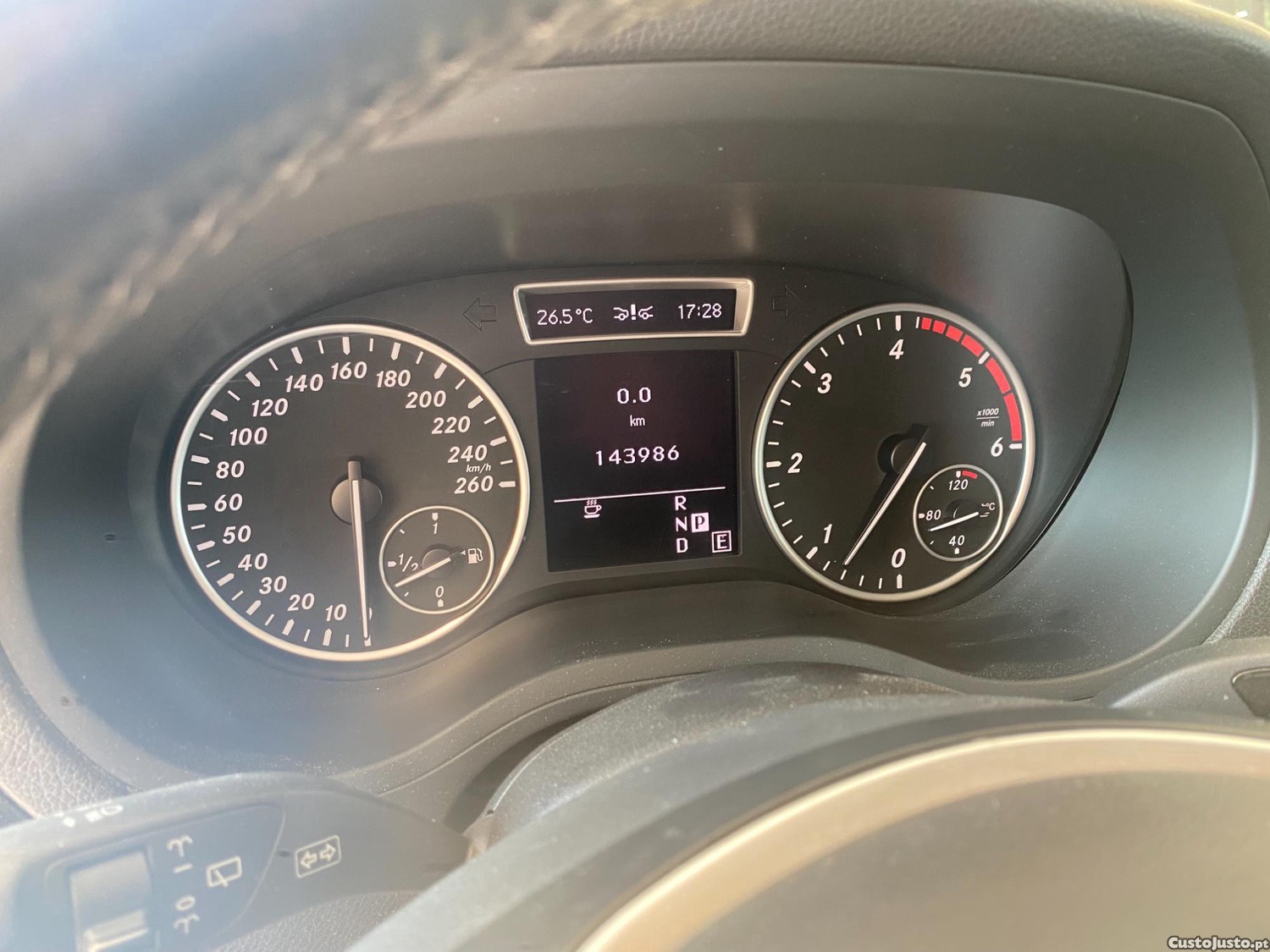 Mercedes-Benz B 200 CDI Auto 7-G — fotografia 6