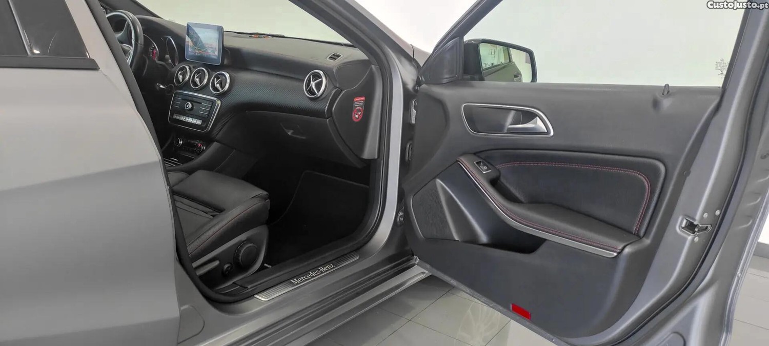 Mercedes-Benz A 180 d AMG Line — fotografia 11
