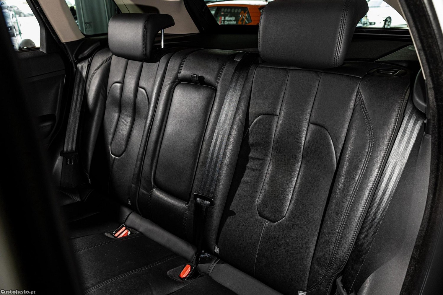 Land Rover Evoque 2.2 TD4 Pure — fotografia 2