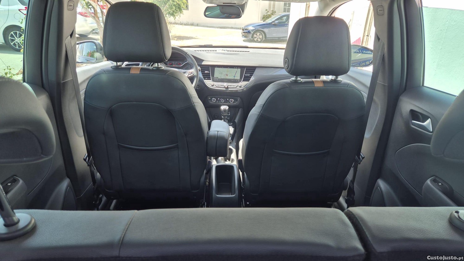 Opel Crossland 1.2 T Business Edition — fotografia 4