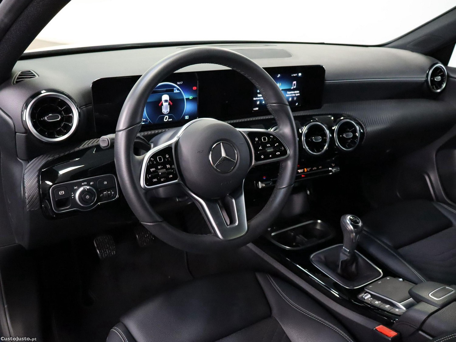 Mercedes-Benz A 160 d Style — fotografia 16