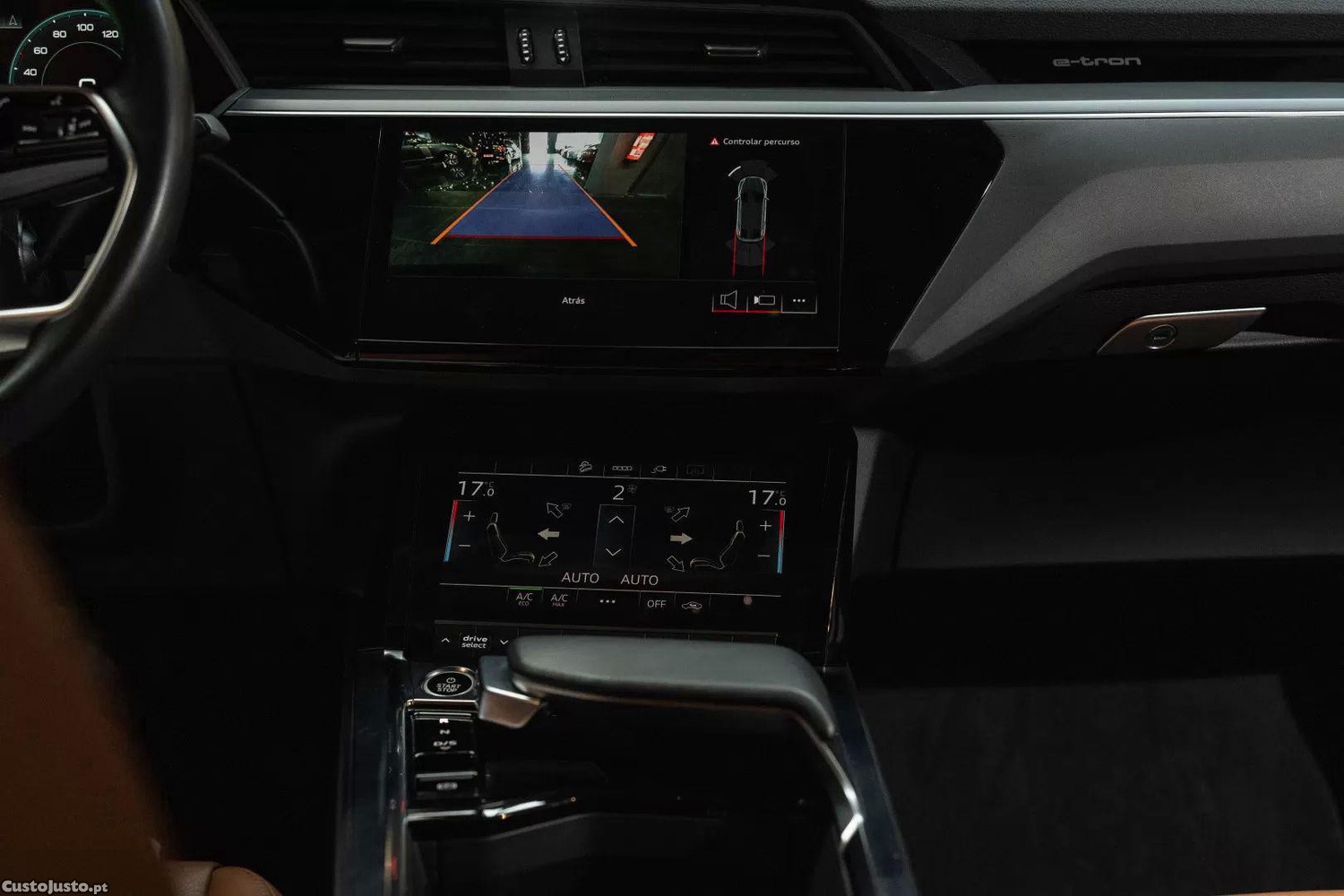 Audi Q8 55 quattro advanced — fotografia 8
