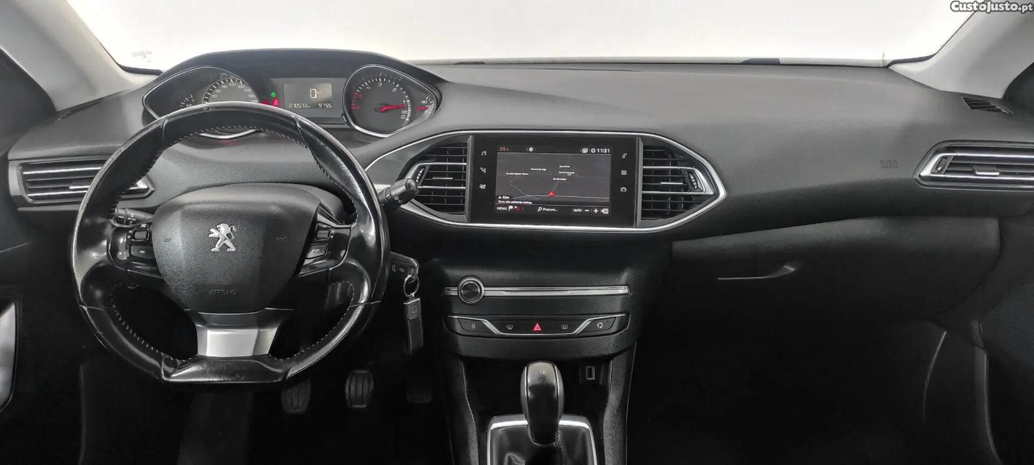 Peugeot 308 1.6 BlueHDi Style — fotografia 24
