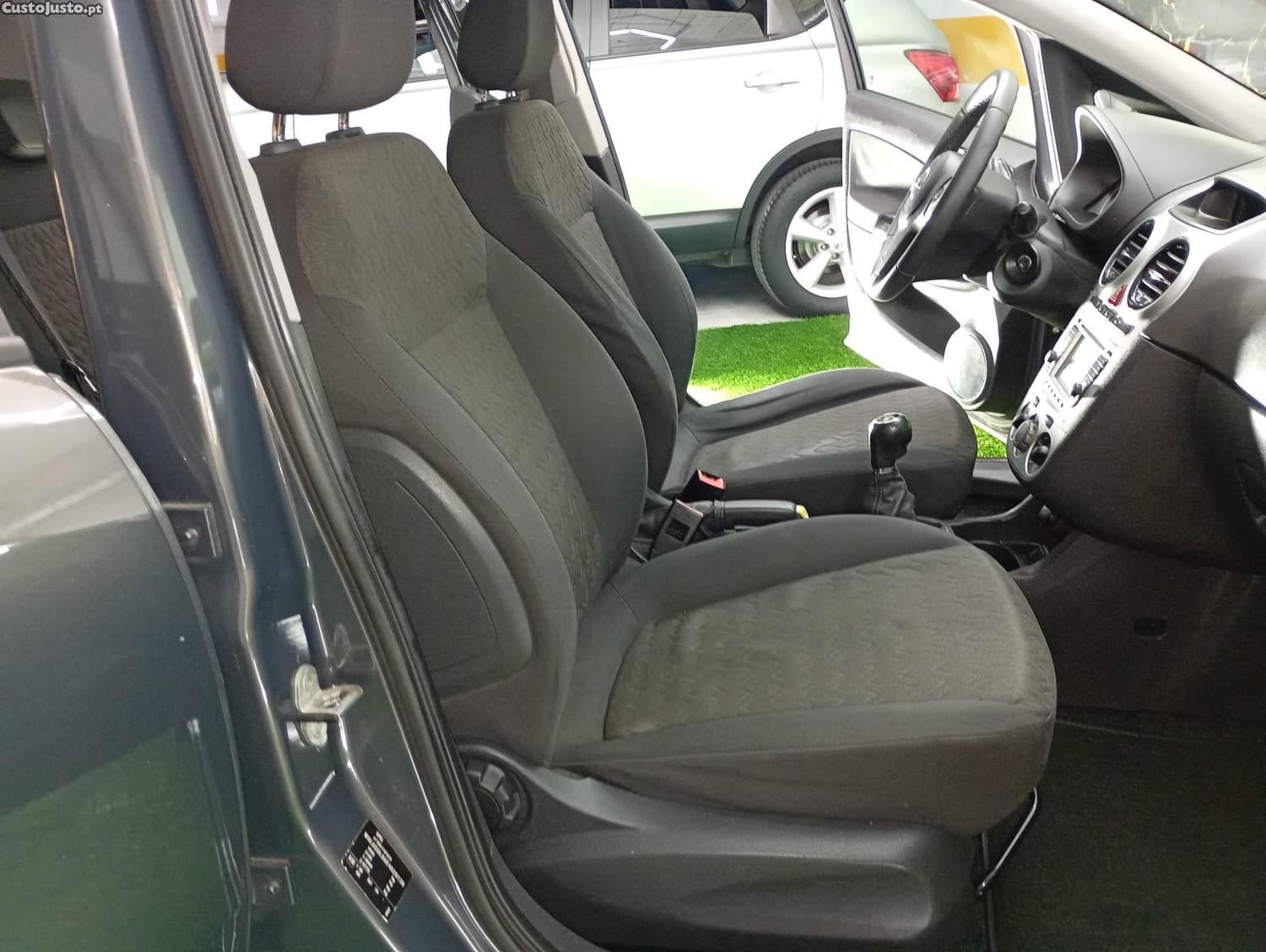 Opel Corsa 1.3 CDTI Enjoy 88g — fotografia 4