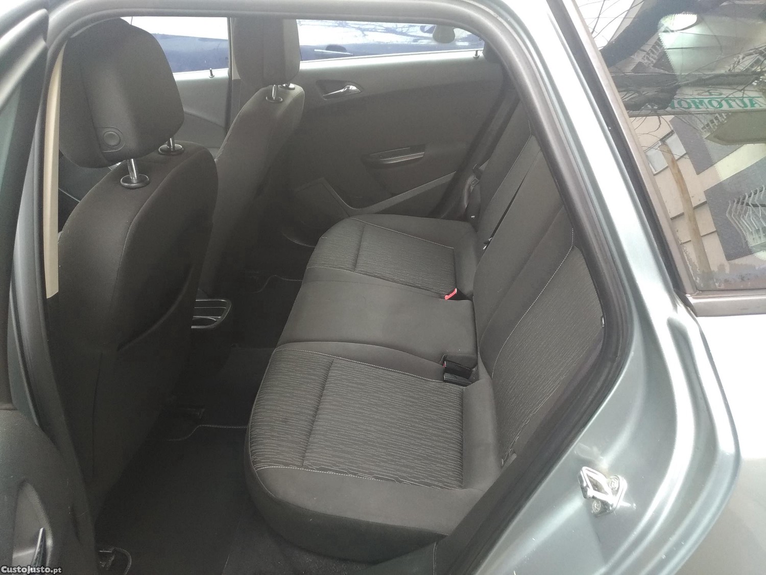 Opel Astra Sports Tourer — fotografia 5