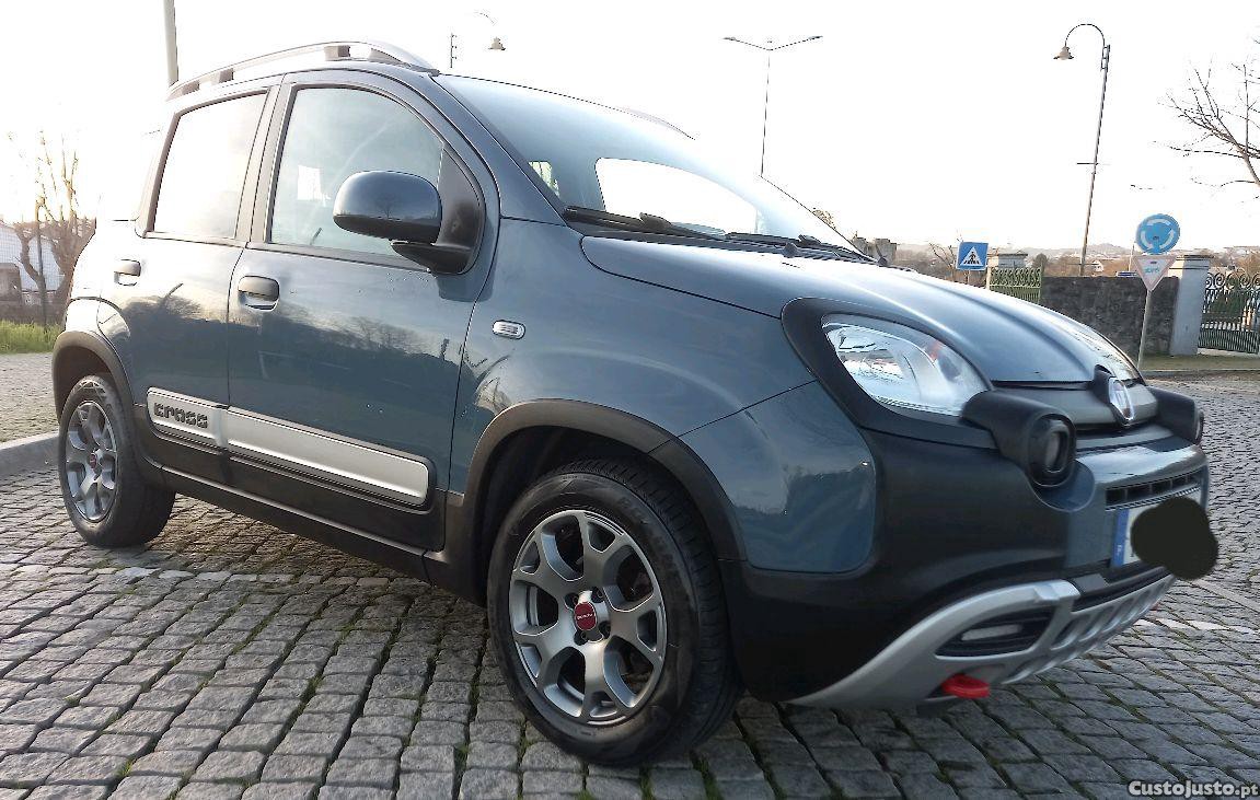 Fiat Panda 1.0 70 CV Híbrido Cross — fotografia 5
