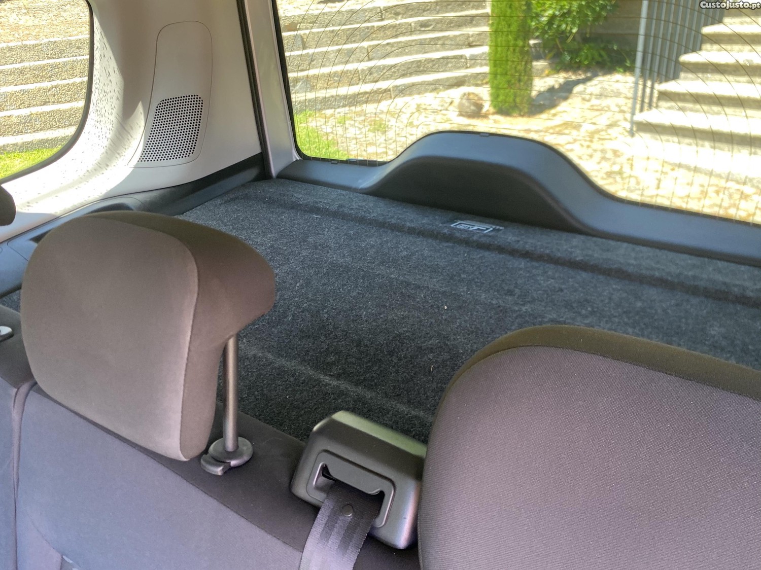 Fiat Doblo 5 lugares — fotografia 3