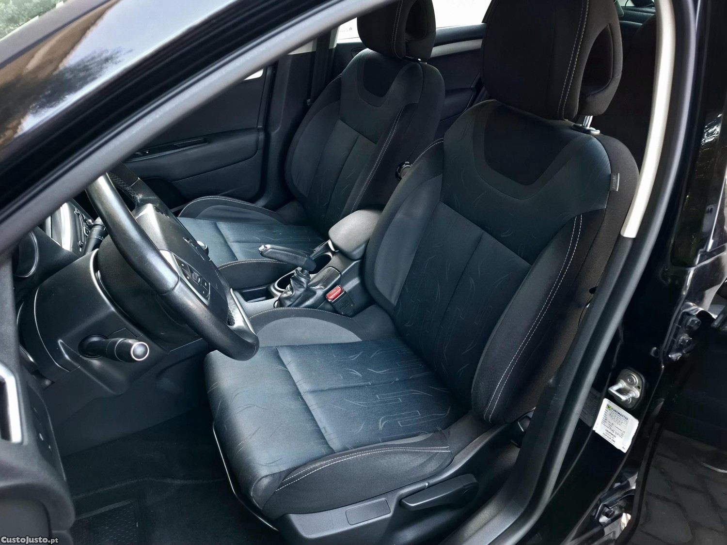 Citroën C4 1.6 e-hdi Selection — fotografia 9