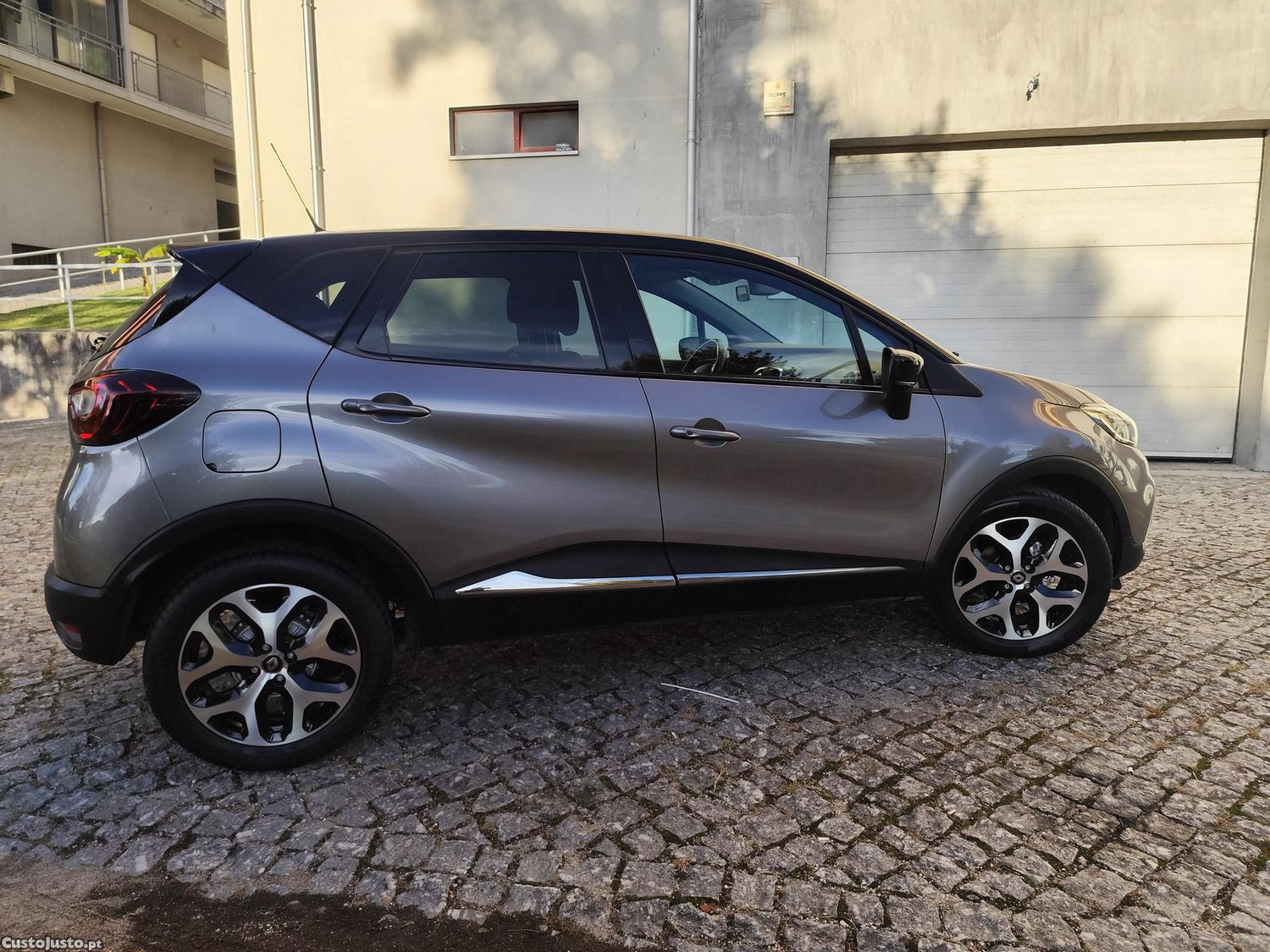 Renault Captur 0.9 TCE Exclusive — fotografia 12