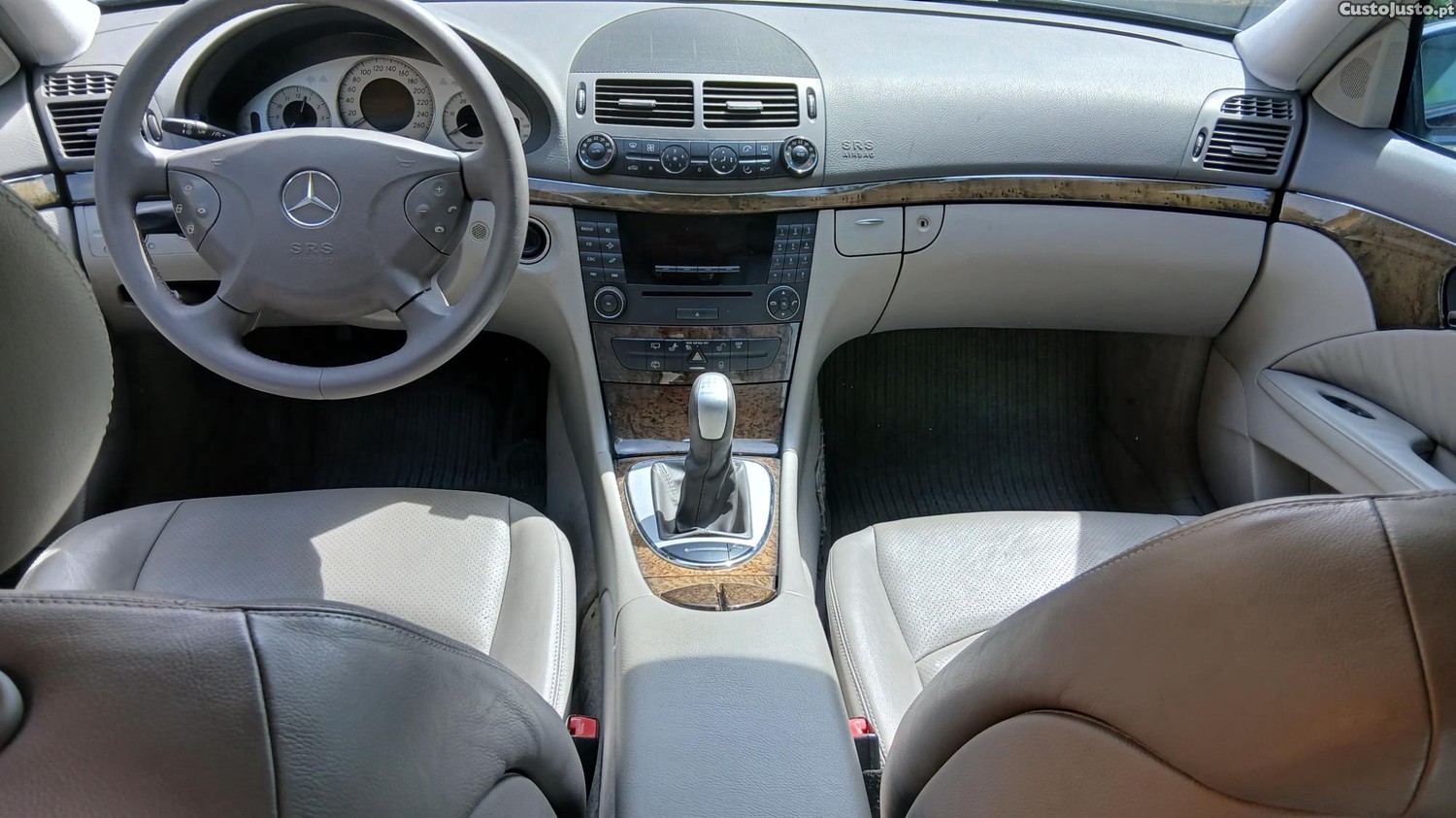 Mercedes-Benz E 220 Avantgarde — fotografia 5