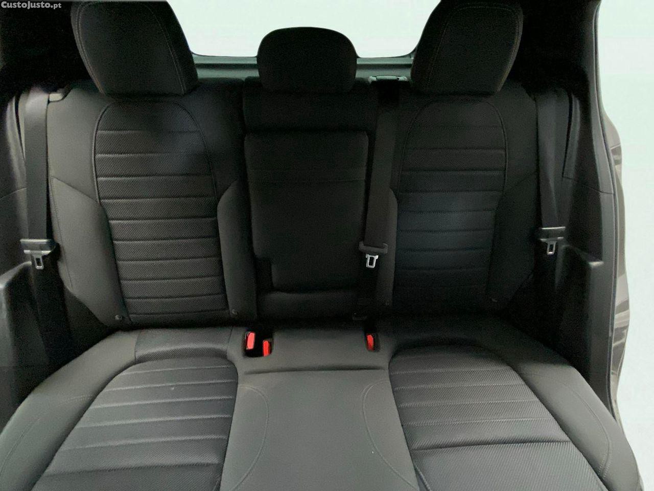Alfa Romeo Tonale 1.3 Plug-In Hybrid Sprint e-AWD — fotografia 3