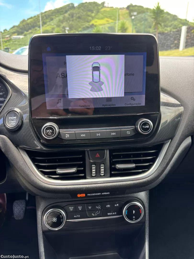 Ford Fiesta 1.0 ecoboost st-line — fotografia 4