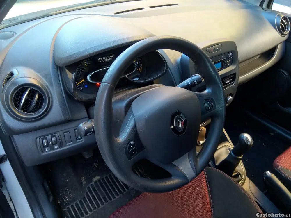 Renault Clio 1.5 dCi 75 (55 kW / 75 cv) [11.2012 - 08.2021] - 15 foto 5