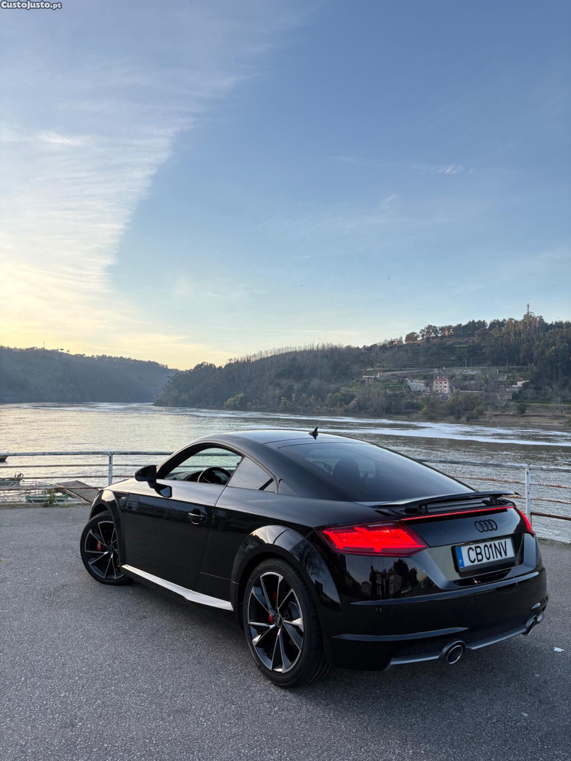 Audi TT S-line — fotografia 2
