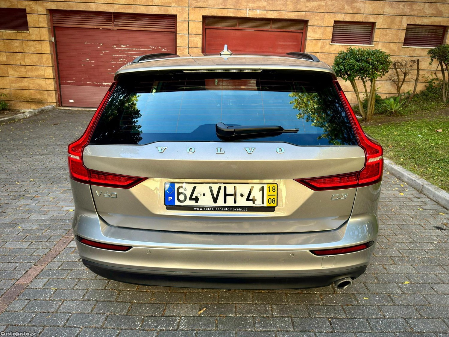 Volvo V60 2.0 D3 — fotografia 13