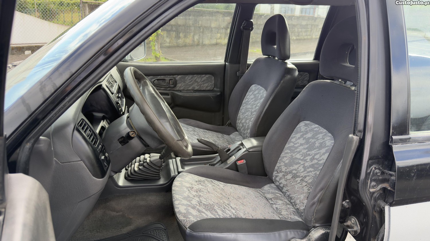Mitsubishi L200 2.5 TD 4x4 — fotografia 3
