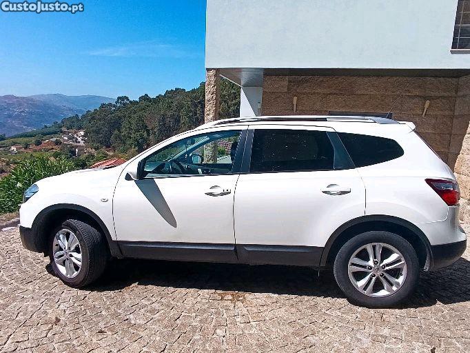 Nissan Qashqai +2 Tekna — fotografia 9