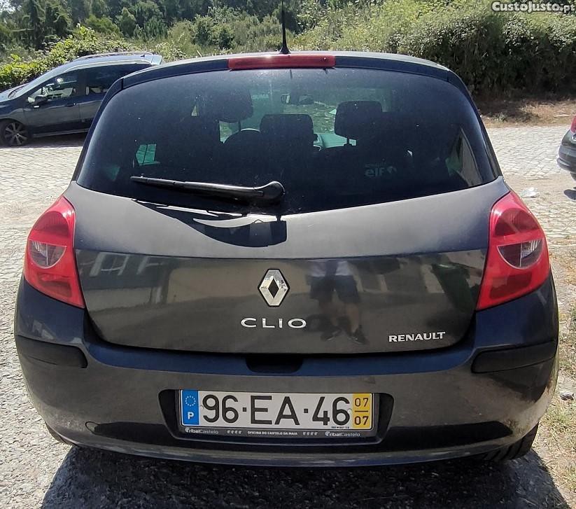 Renault Clio 1.2 Dynamic — fotografia 10
