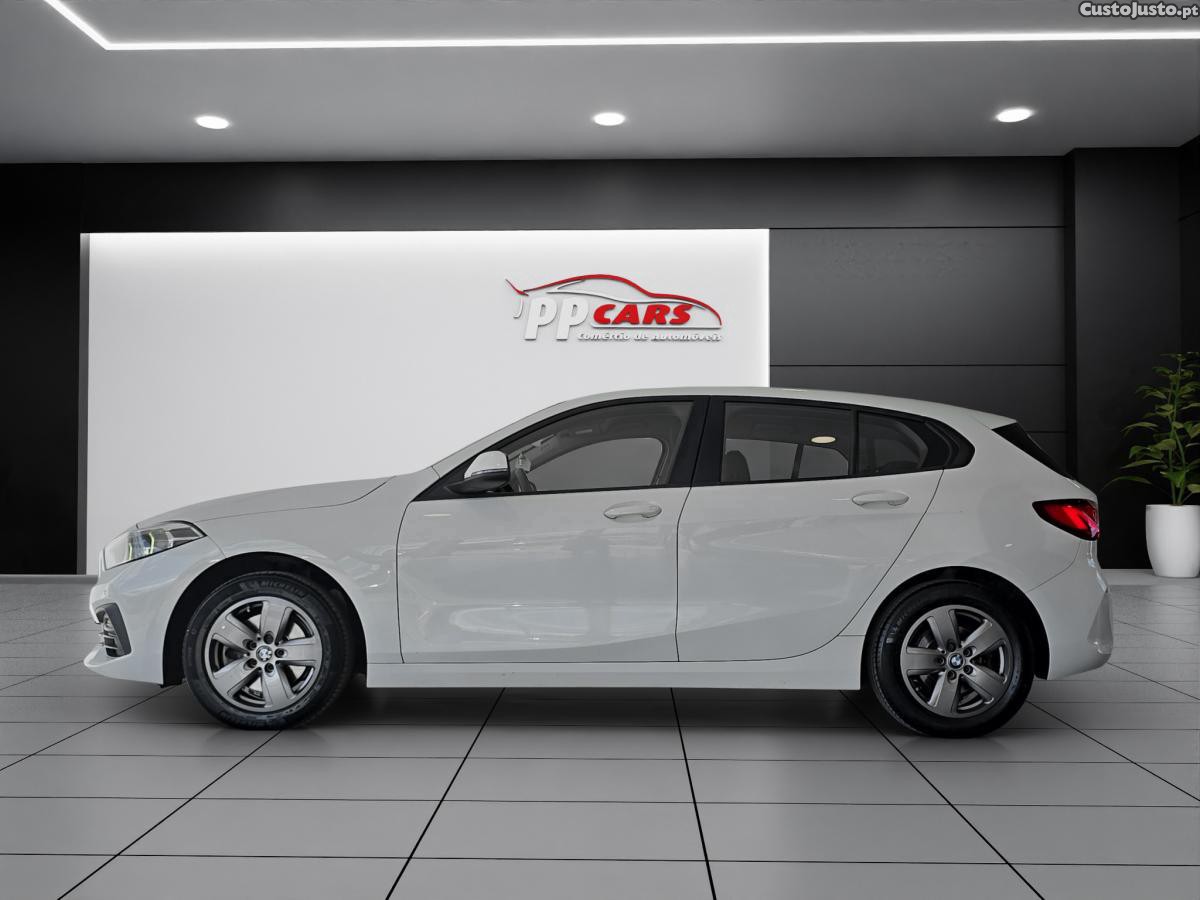 BMW 116 d Auto NACIONAL — fotografia 14