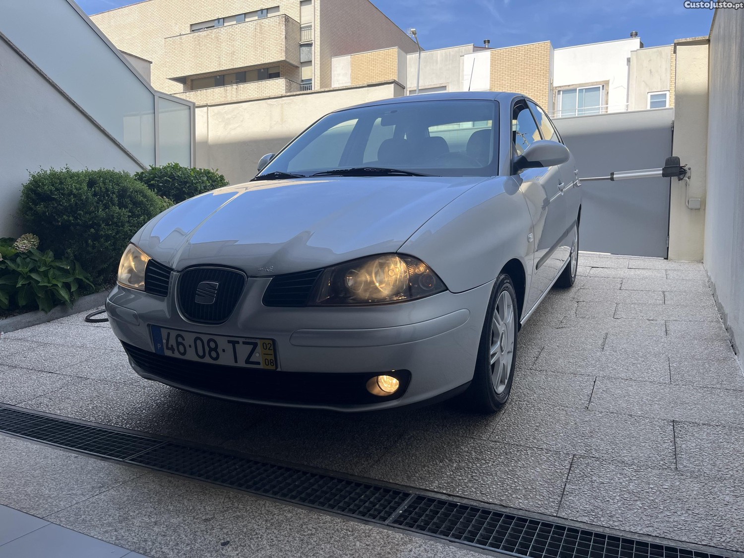 SEAT Ibiza 1.4 16V - Nacional - Único Dono — fotografia 9