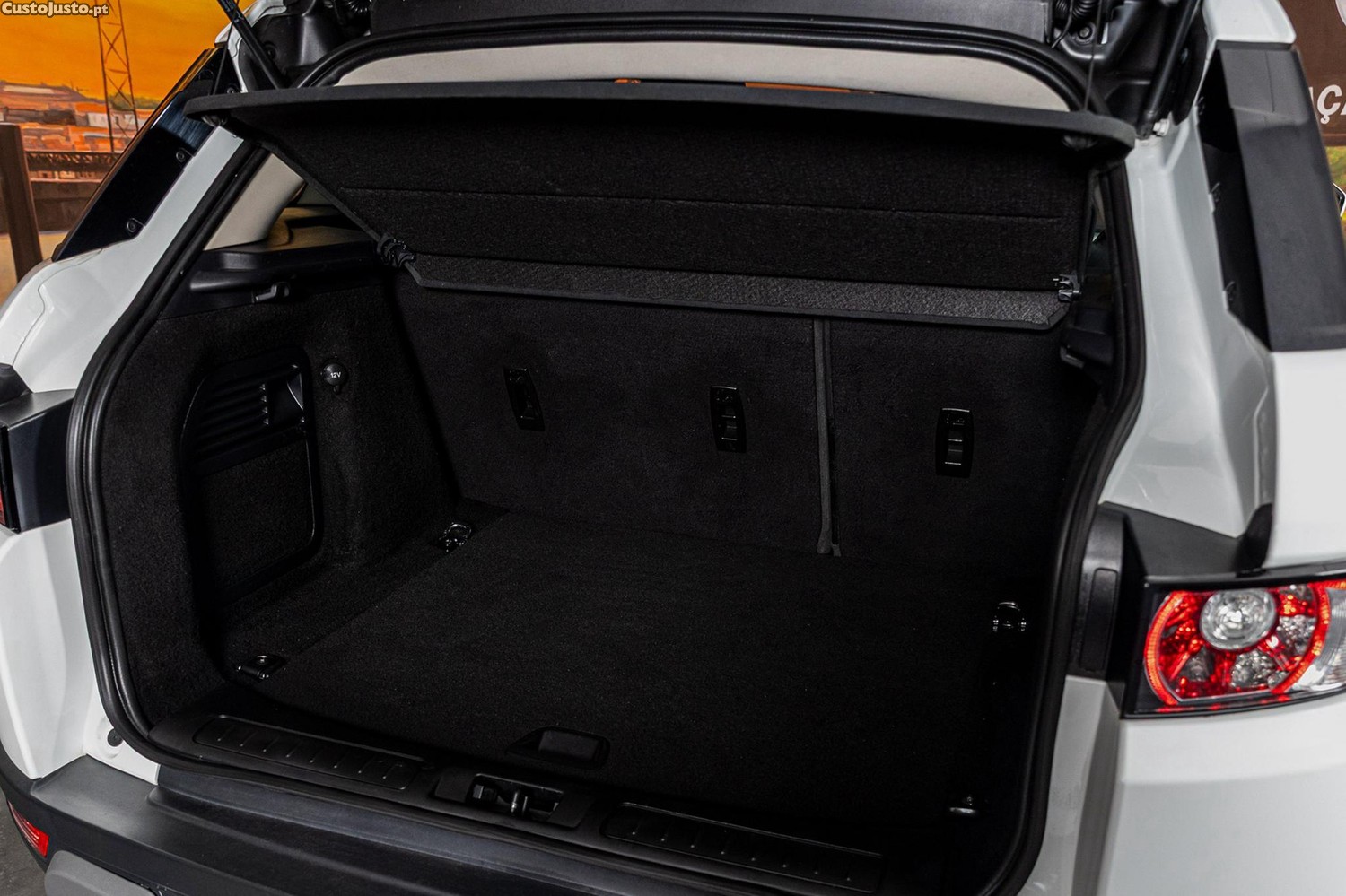 Land Rover Evoque 2.2 TD4 Pure — fotografia 19