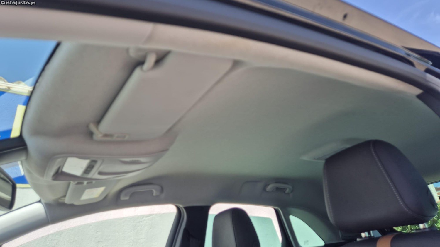 Opel Crossland 1.2 T Business Edition — fotografia 13