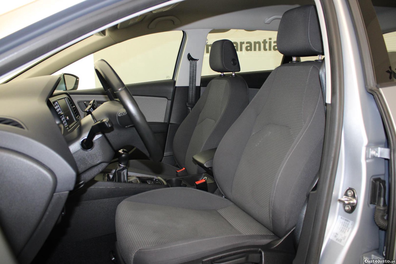 SEAT Leon ST 1.6 TDI STYLE — fotografia 8