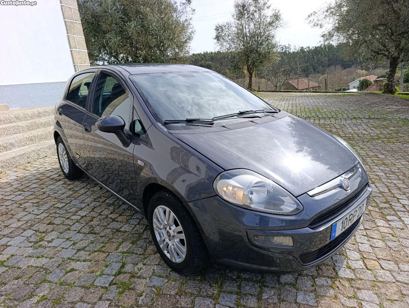 Fiat Punto 1.2i — fotografia 8