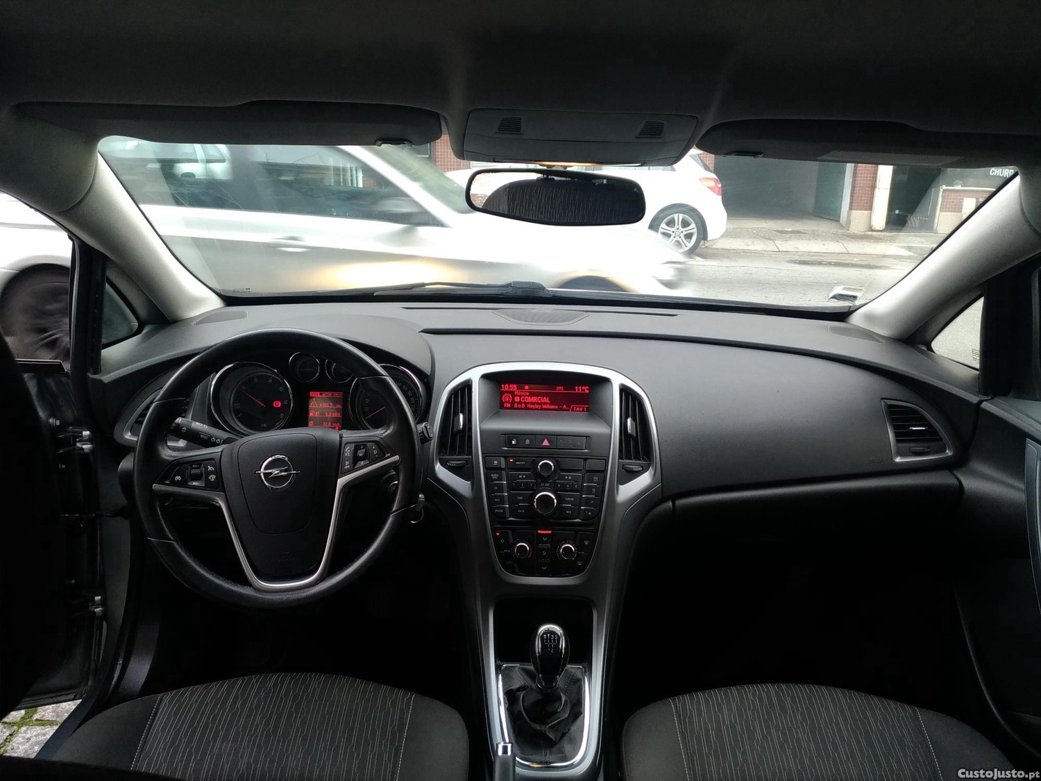 Opel Astra Sports Tourer — fotografia 4