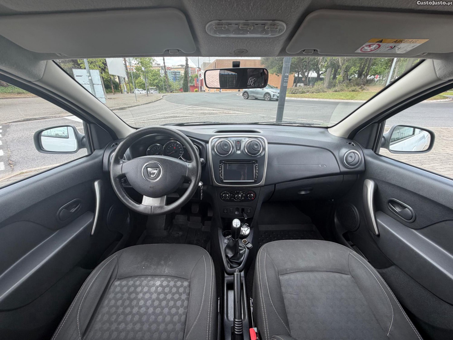 Dacia Sandero 1.2 16V CONFORT BI-FUEL — fotografia 11