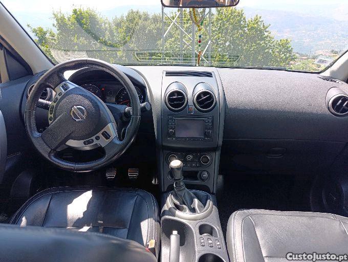 Nissan Qashqai +2 Tekna — fotografia 7