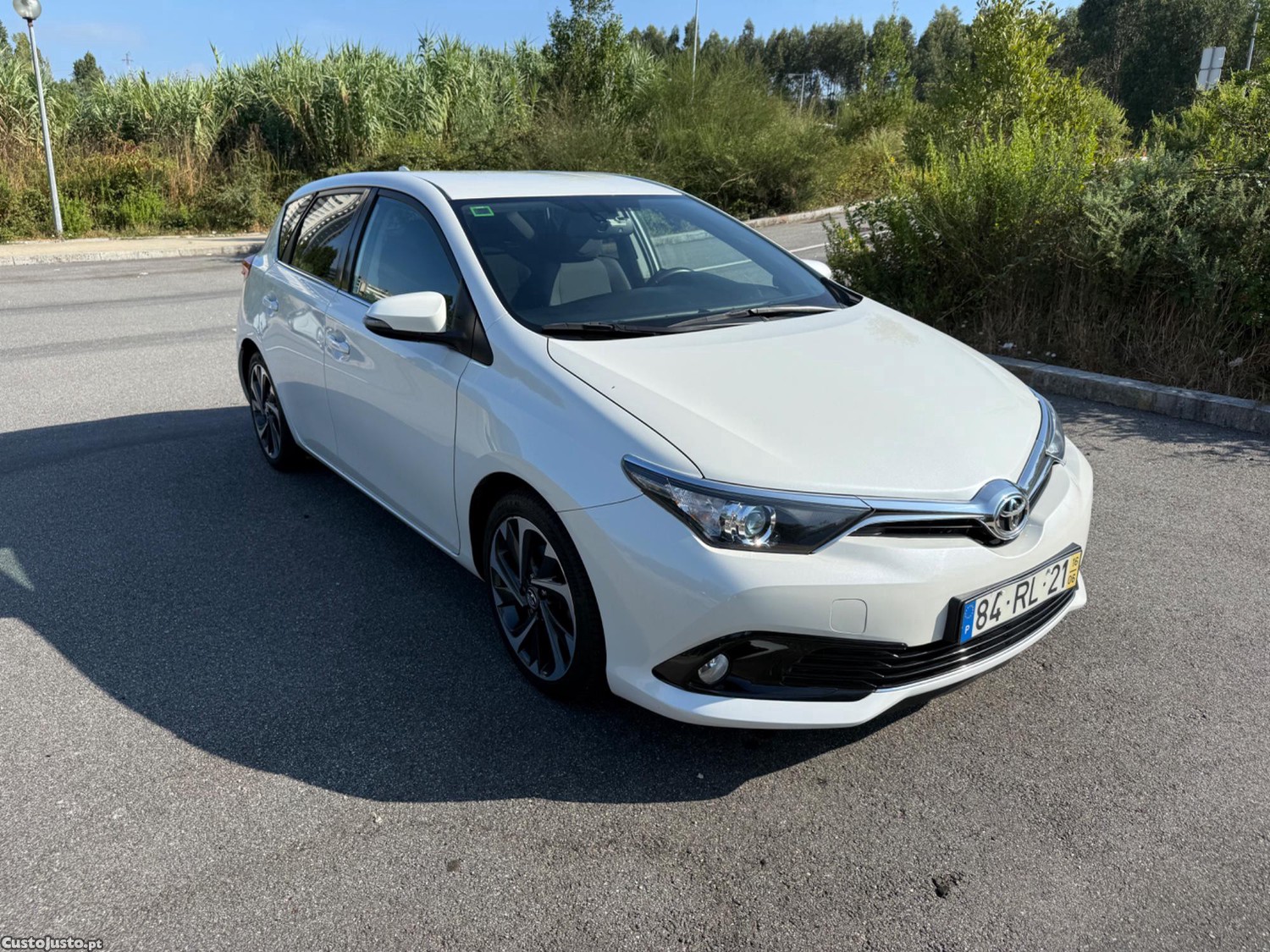 Toyota Auris 1.4 D4D — fotografia 2