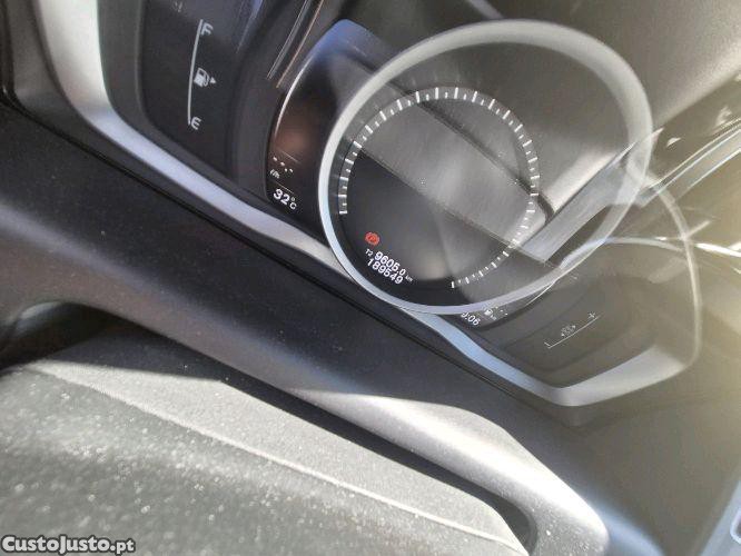 Volvo XC 60 D4 OcenRace 2.0 — fotografia 5