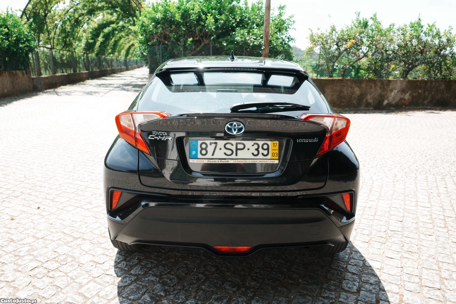 Toyota C-HR 1.8 Hybrido/Gasolina — fotografia 4