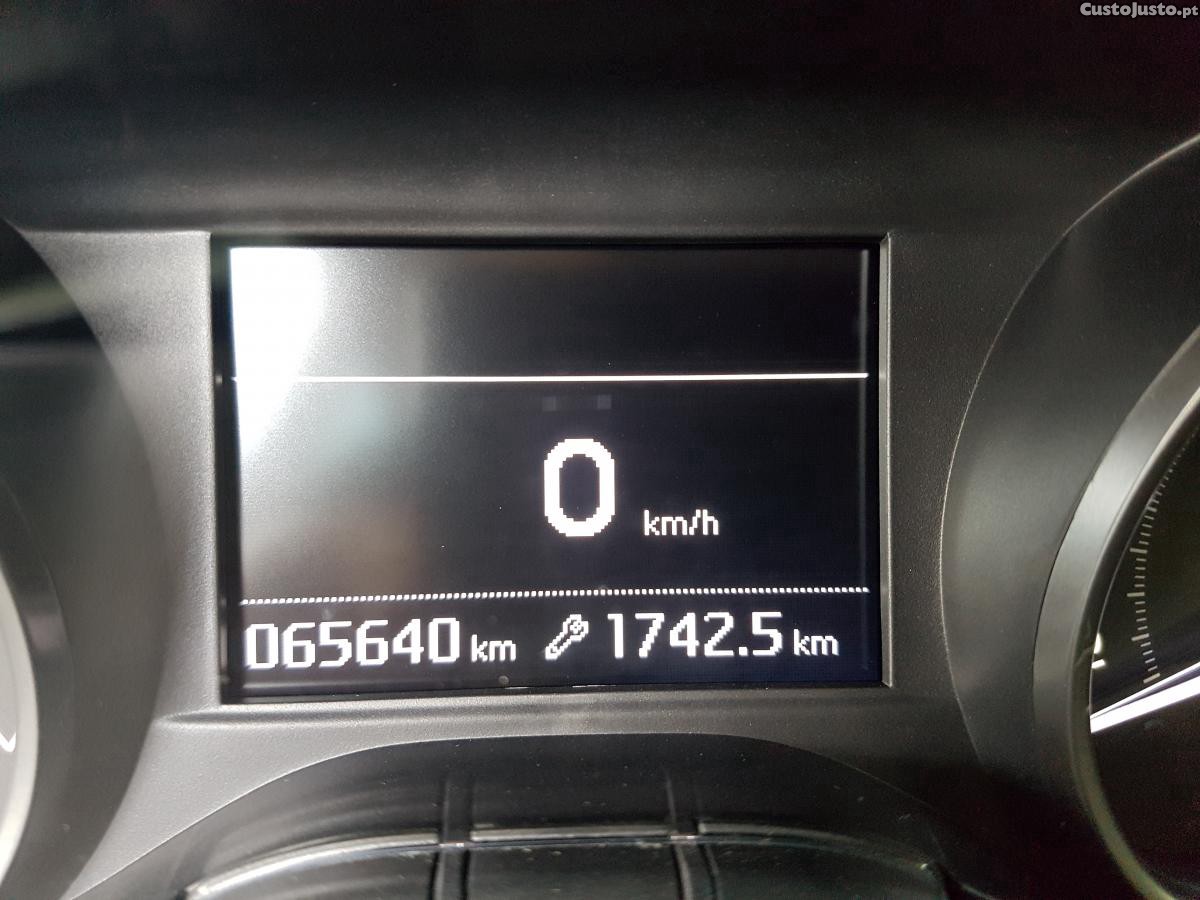 Peugeot 208 Gt line — fotografia 2