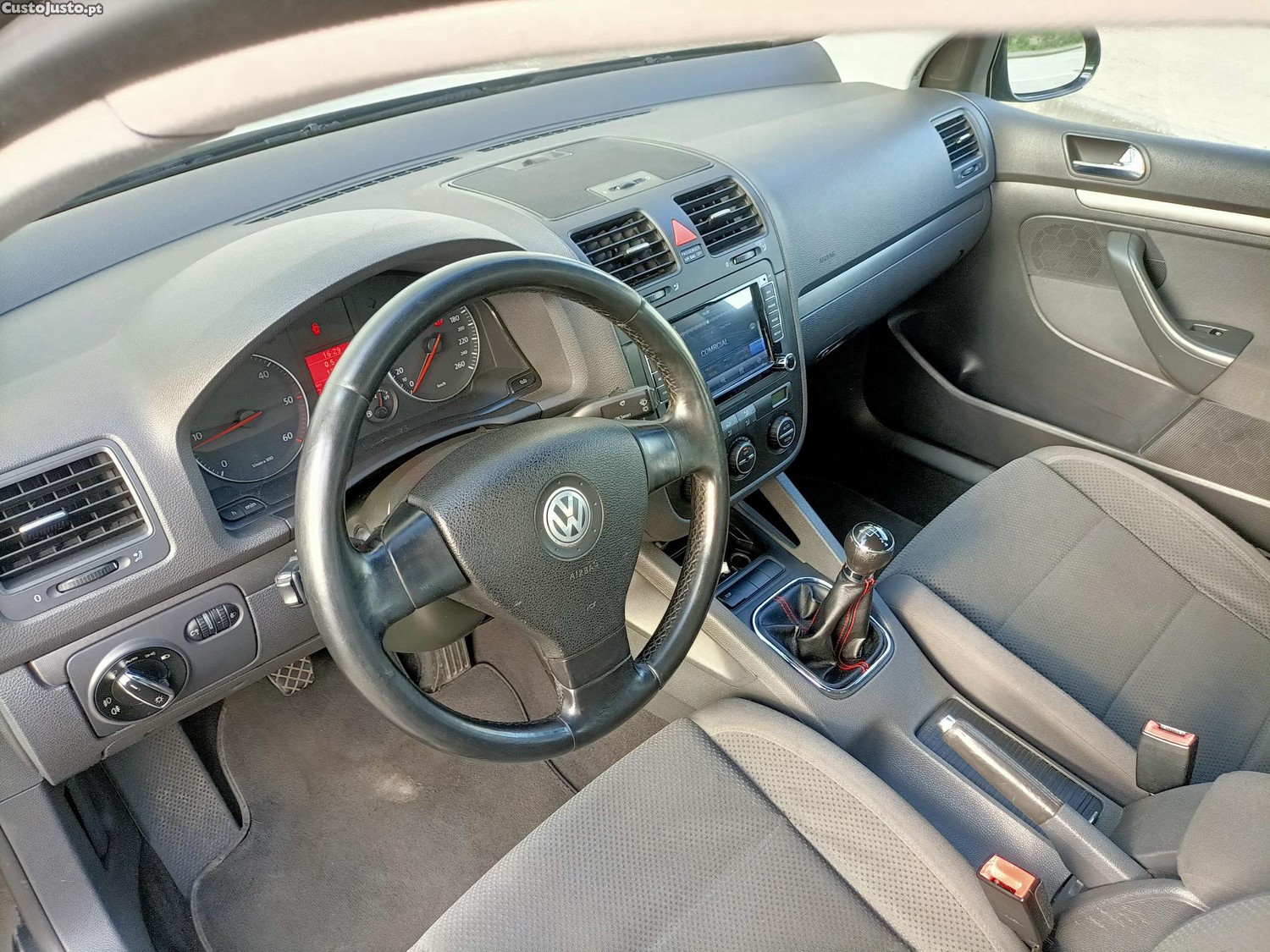 Volkswagen Golf 1.9 tdi confortline — fotografia 6