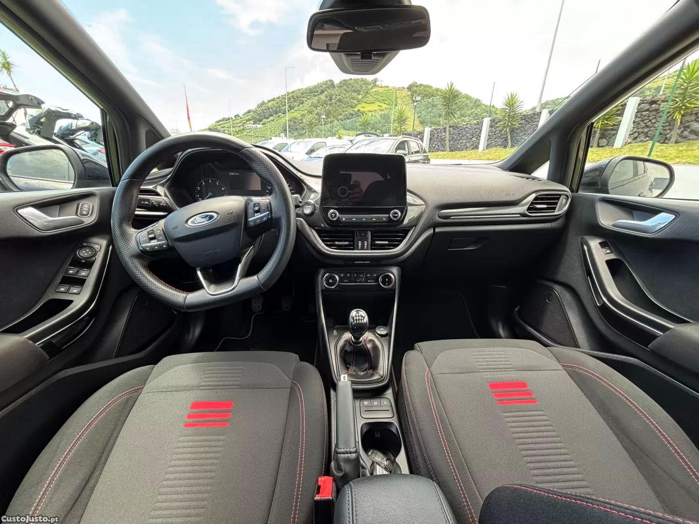 Ford Fiesta 1.0 ecoboost st-line — fotografia 2