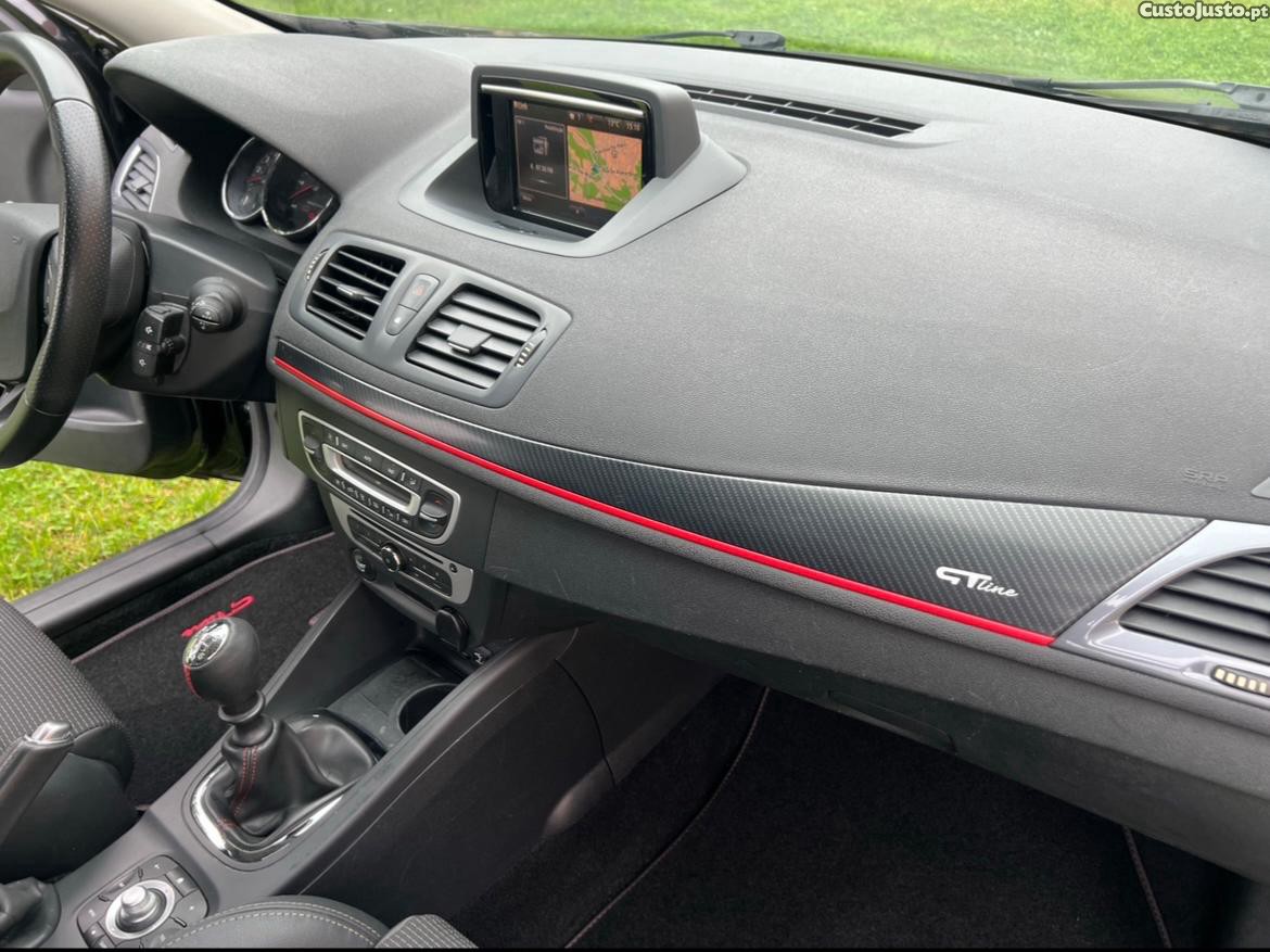 Renault Mégane GT LINE 1.5 dci 110 cv — fotografia 5