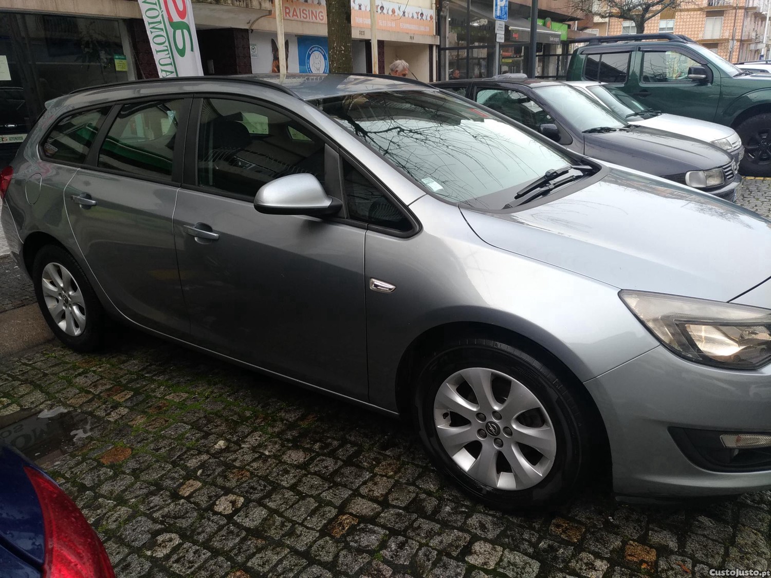 Opel Astra Sports Tourer — fotografia 9