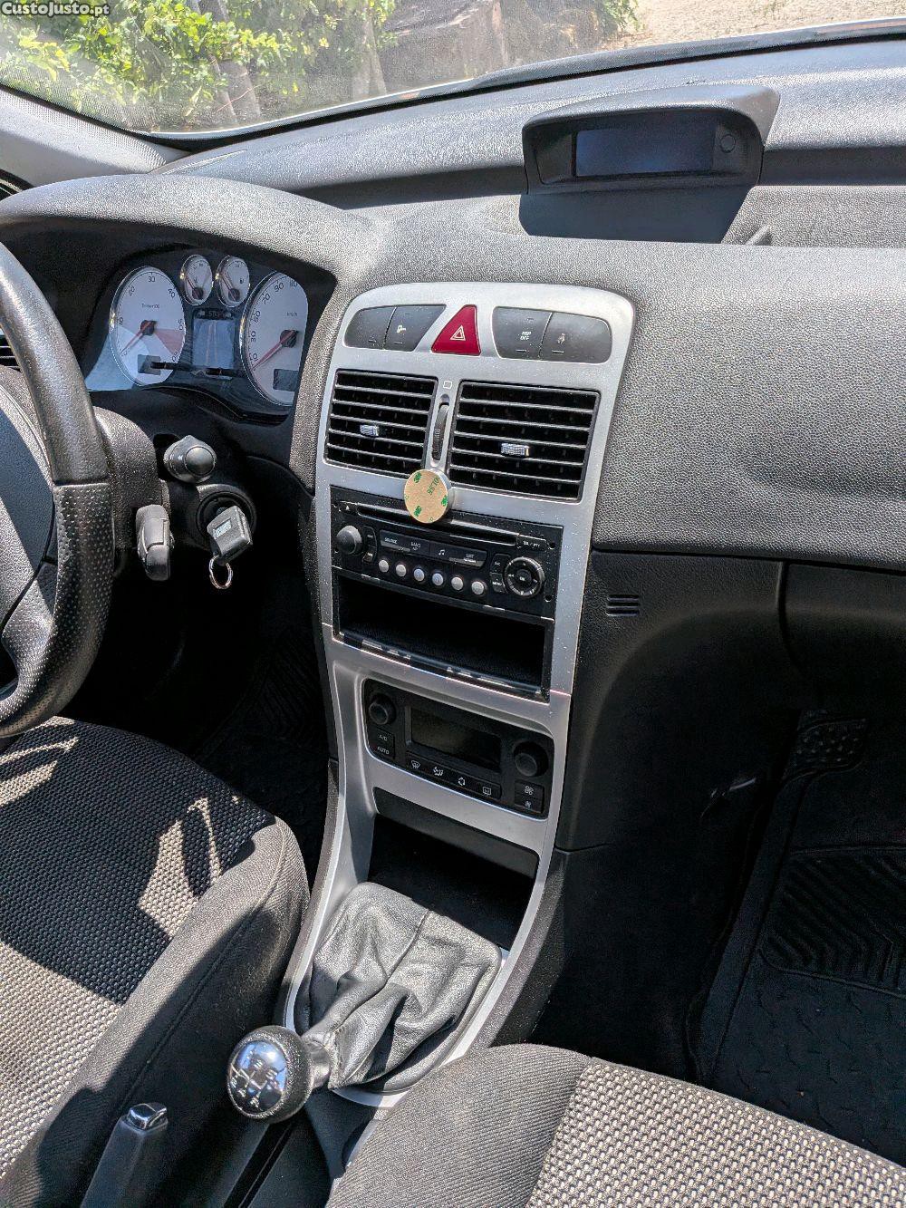 Peugeot 307 1600 — fotografia 7