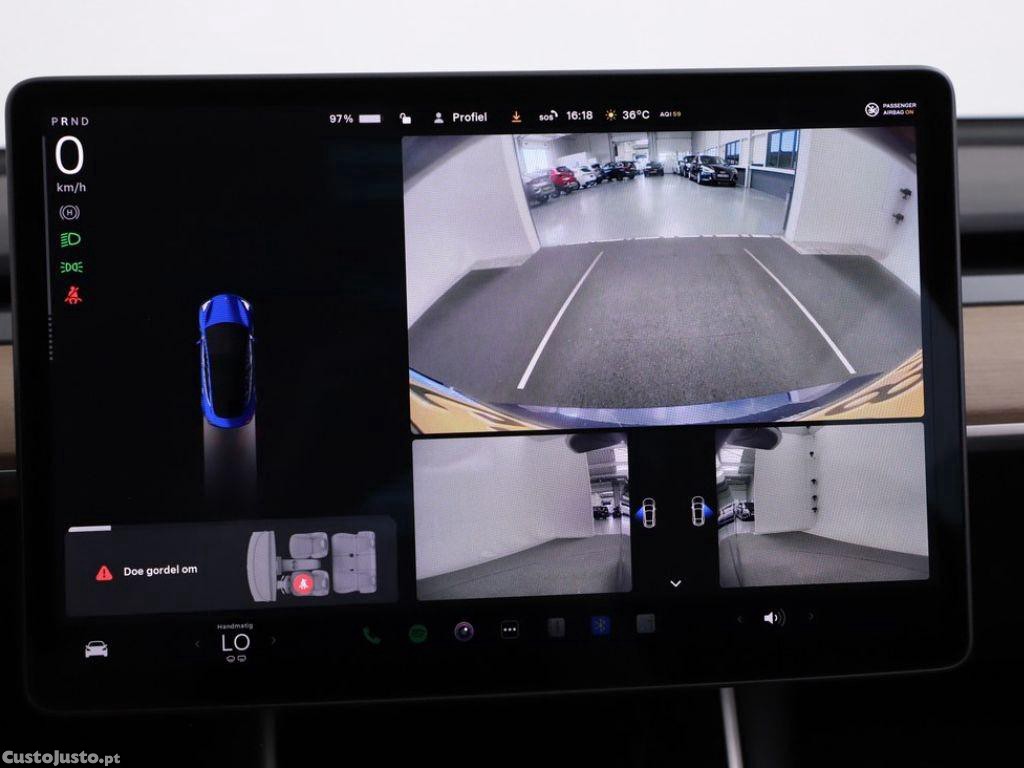 Tesla Model 3 Long-Range RWD — fotografia 4