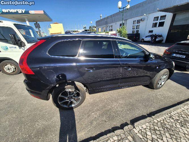 Volvo XC 60 D4 OcenRace 2.0 — fotografia 4