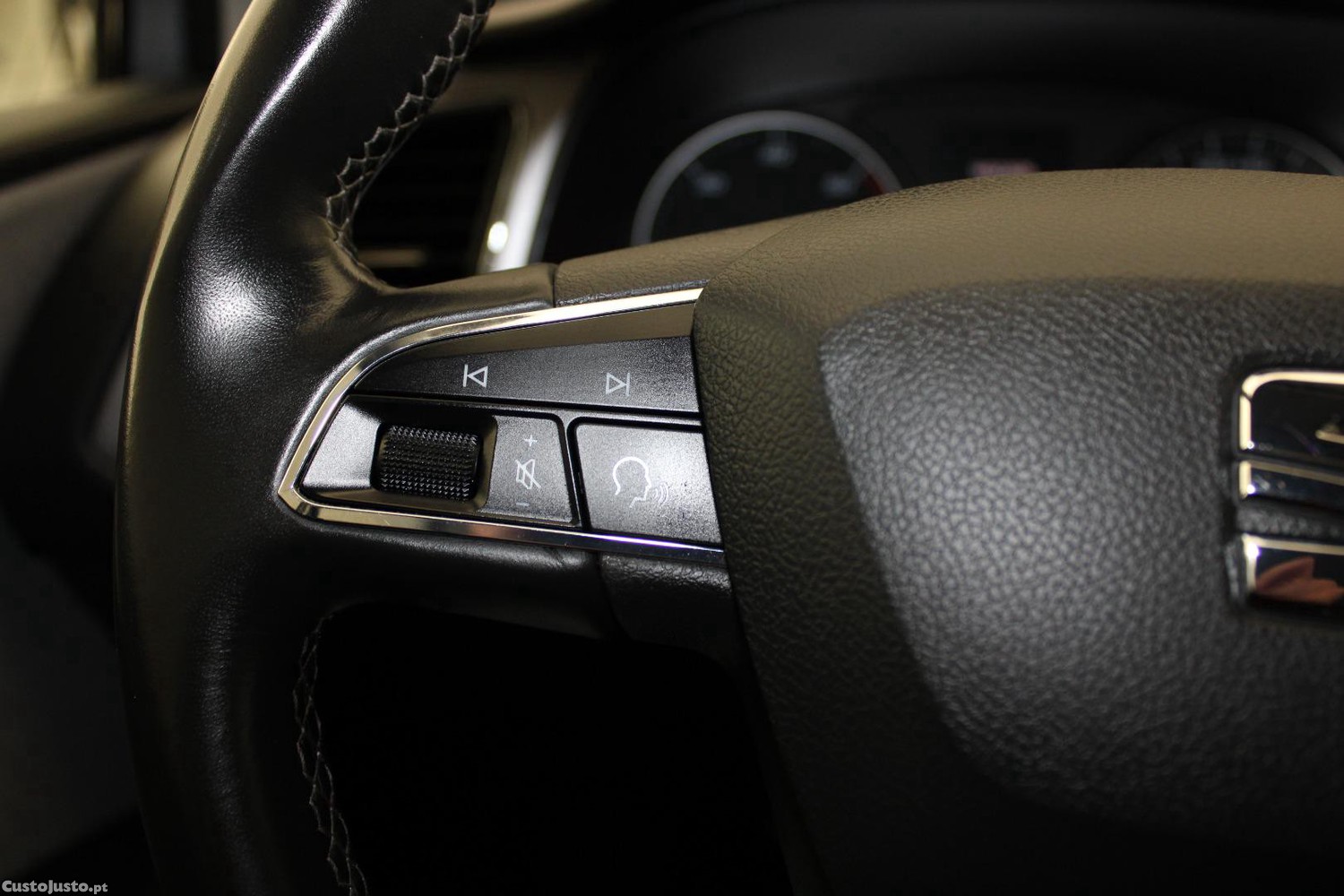 SEAT Leon ST 1.6 TDI STYLE — fotografia 19