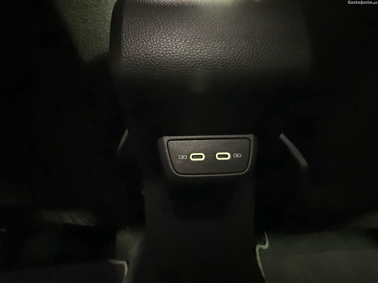 Volkswagen Taigo 1.0 TSI Life — fotografia 4