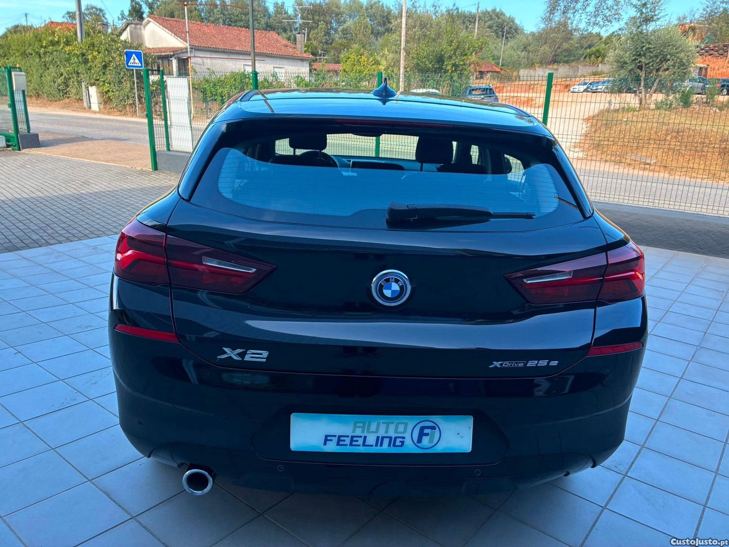 BMW X2 25e Business — fotografia 25