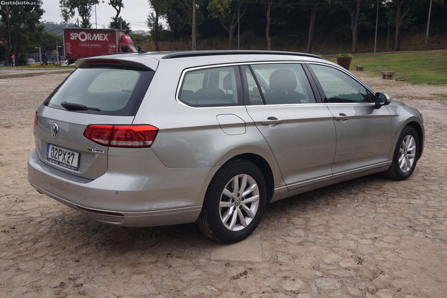 Volkswagen Passat Confortline 1.6 TDI — fotografia 9