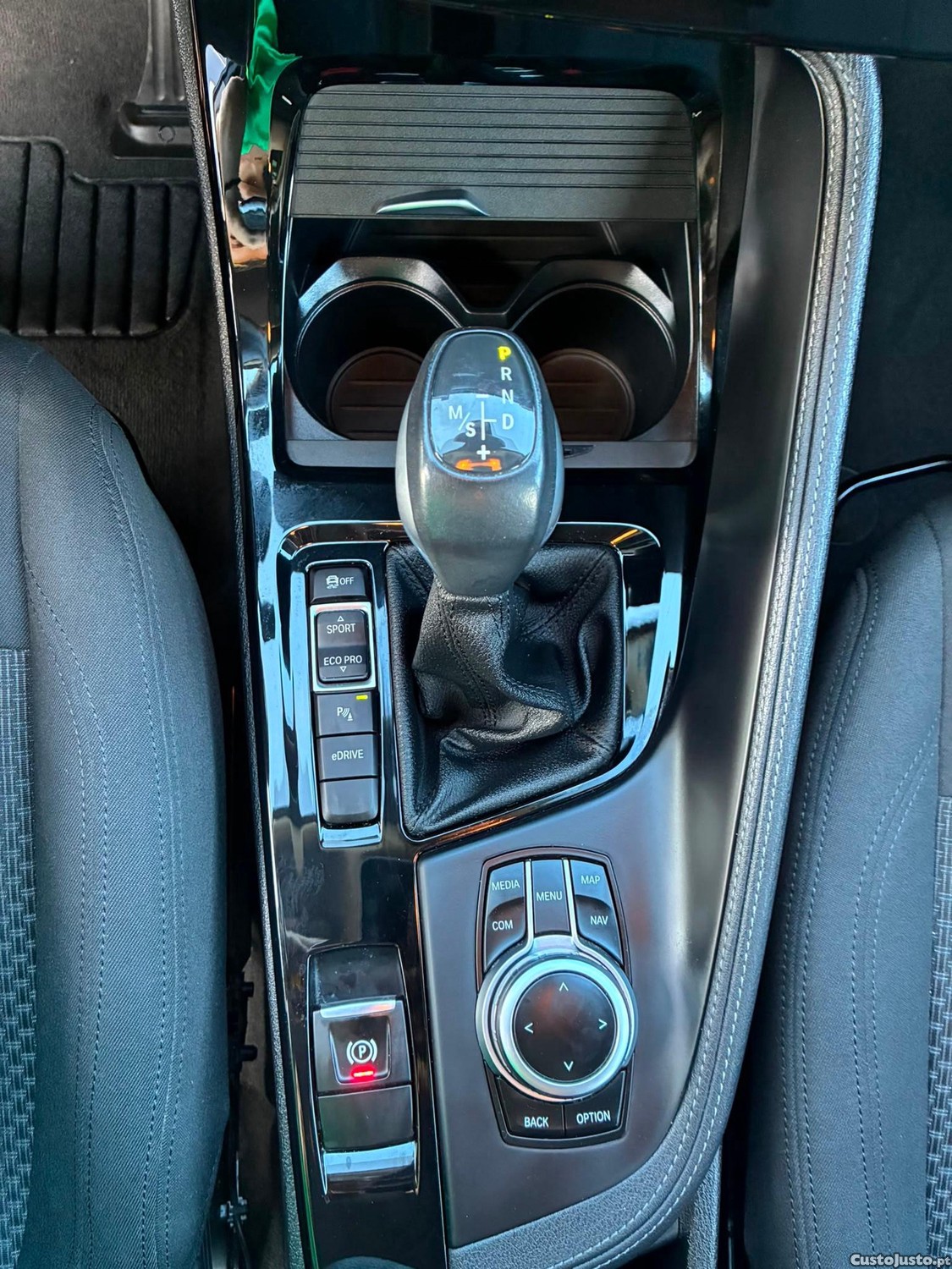 BMW X2 25e Business — fotografia 11