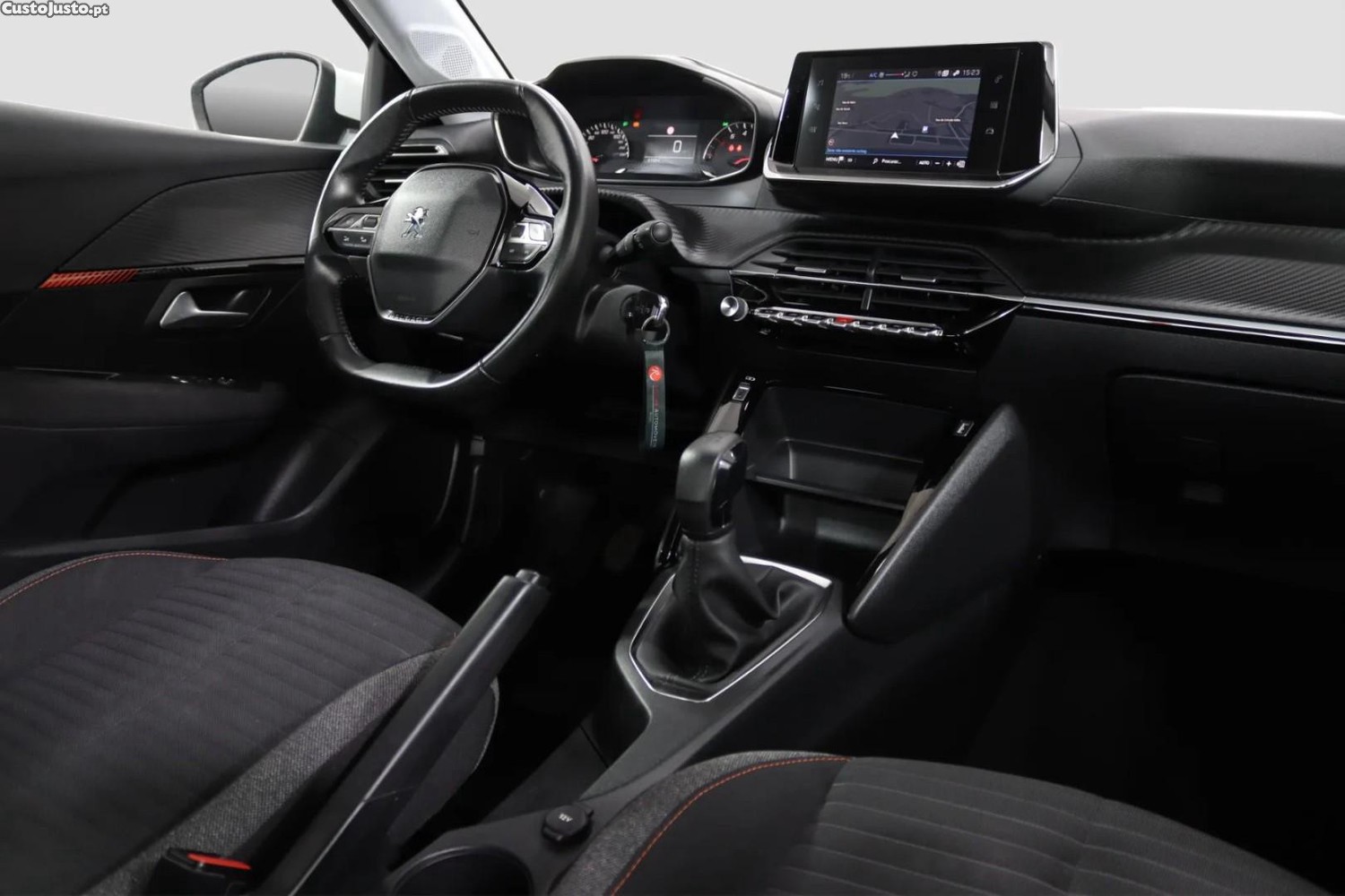 Peugeot 208 PureTech 75 Active — fotografia 9