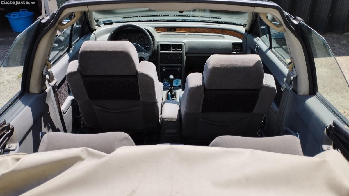 Rover 216 Cabriolet, Motor Honda — fotografia 3